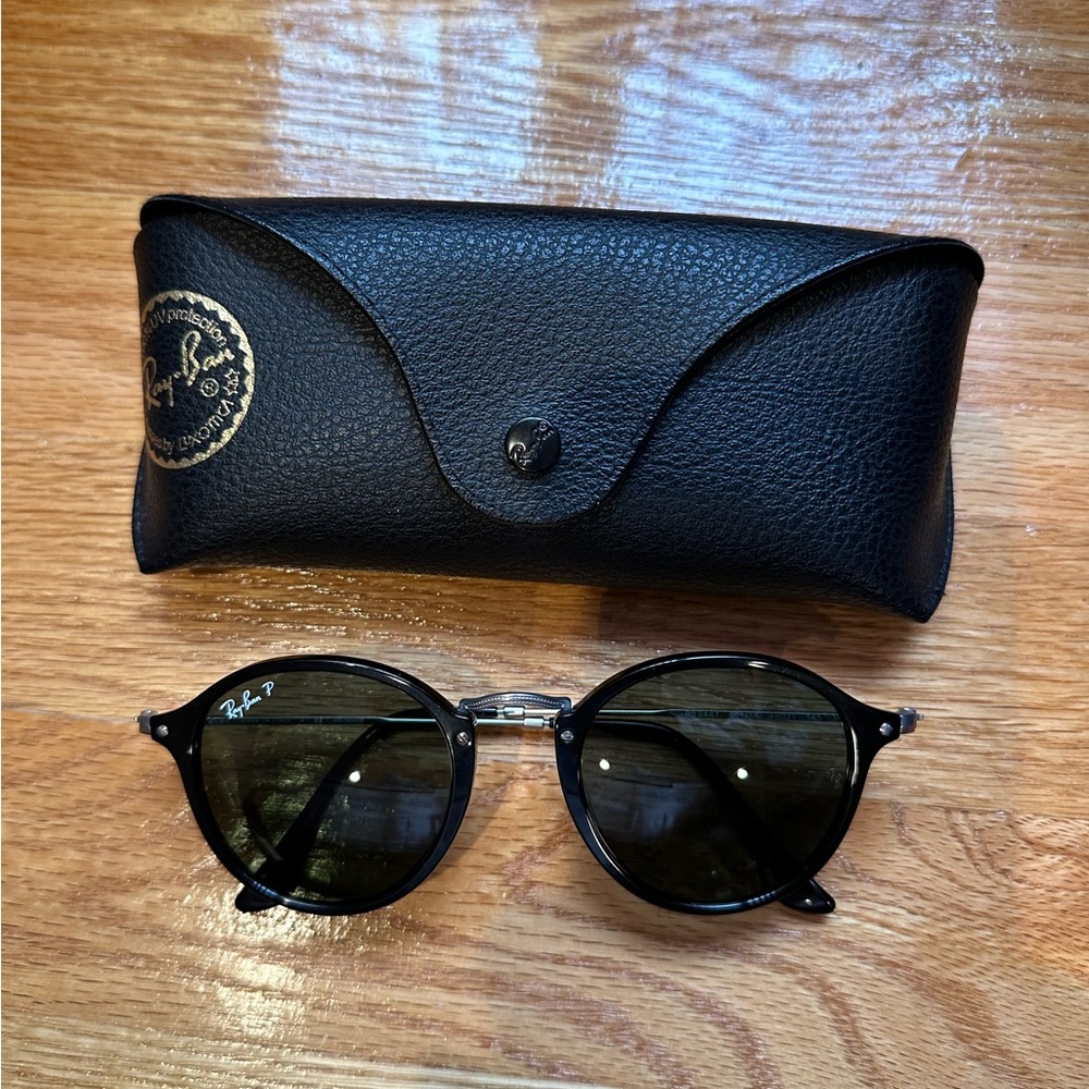Ray-Ban RB2447 unisex sunglasses